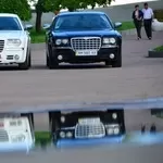 Прокат Chrysler 300C Белого цвета в Житомире