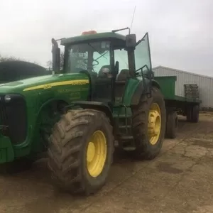 Трактор John Deere 8520