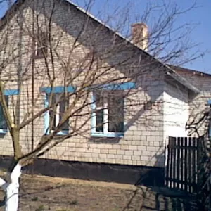 Продам срочно дом 3-х. комнатный,  77 кв. общая площадь