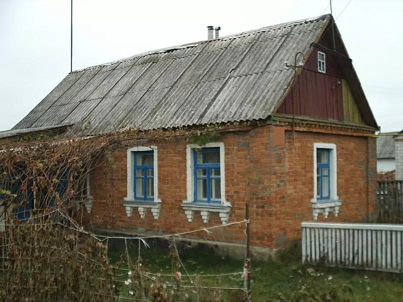 Продается старый дом на участке земли 6 соток,  ул. Максютова