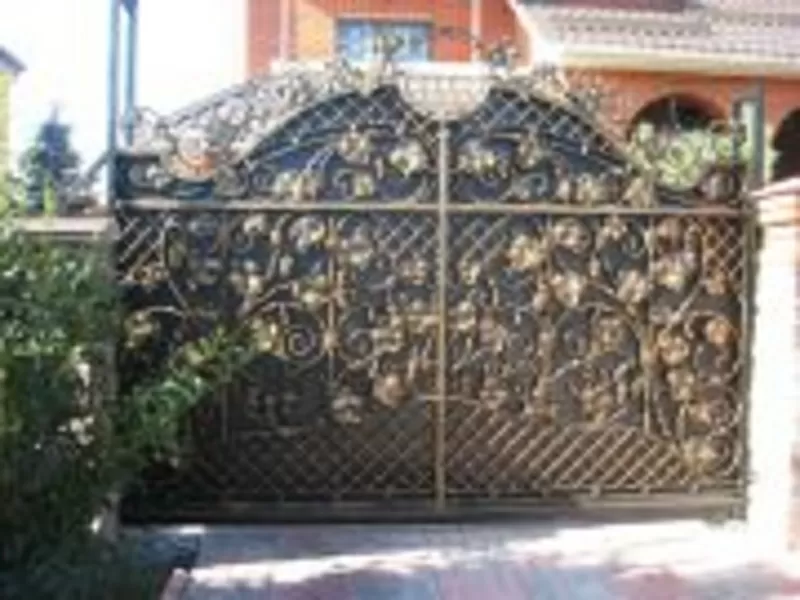 Кованные откатные ворота в Житомире. 4