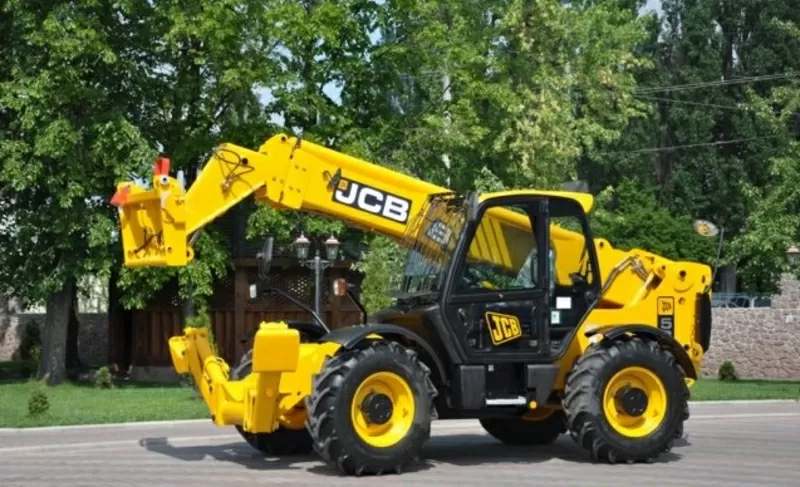  Дизельный  погрузчик-телескоп  JCB 533-105 2