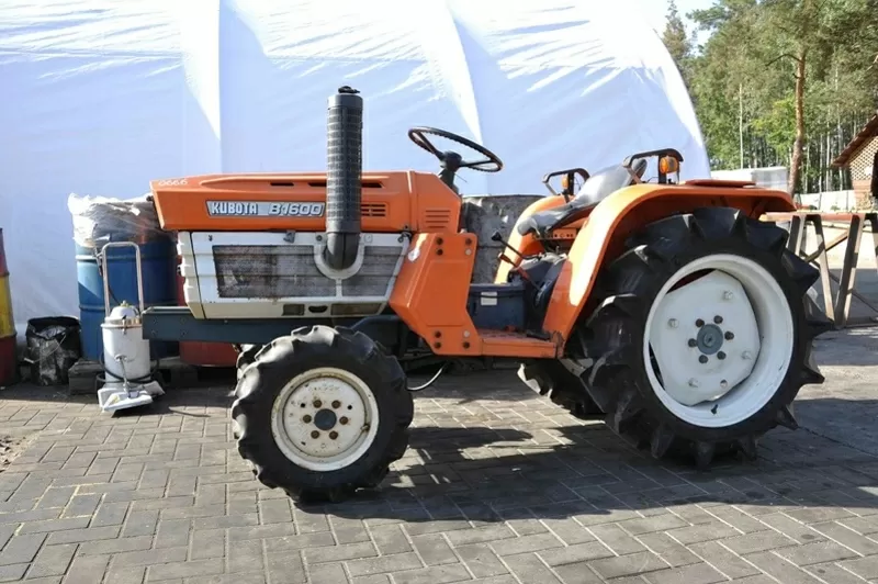 Мини трактор Kubota B1600DT 2