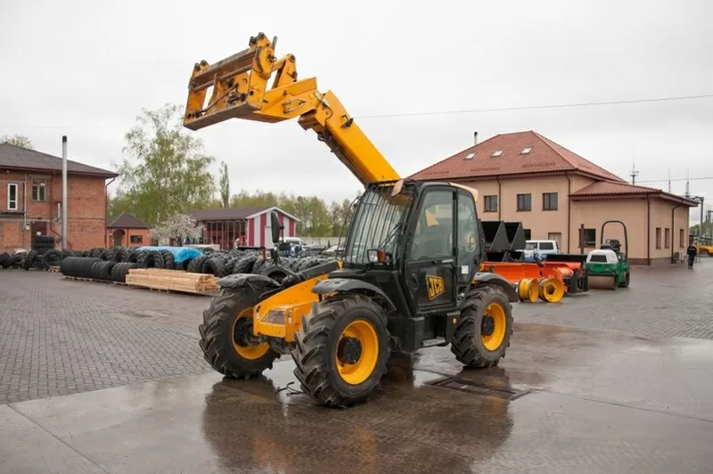 Автопогрузчик JCB 531/70