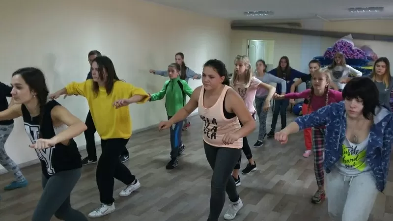 Танцевальная студия «STREET DANCERS» приглашает  Вас в мир танца. 5