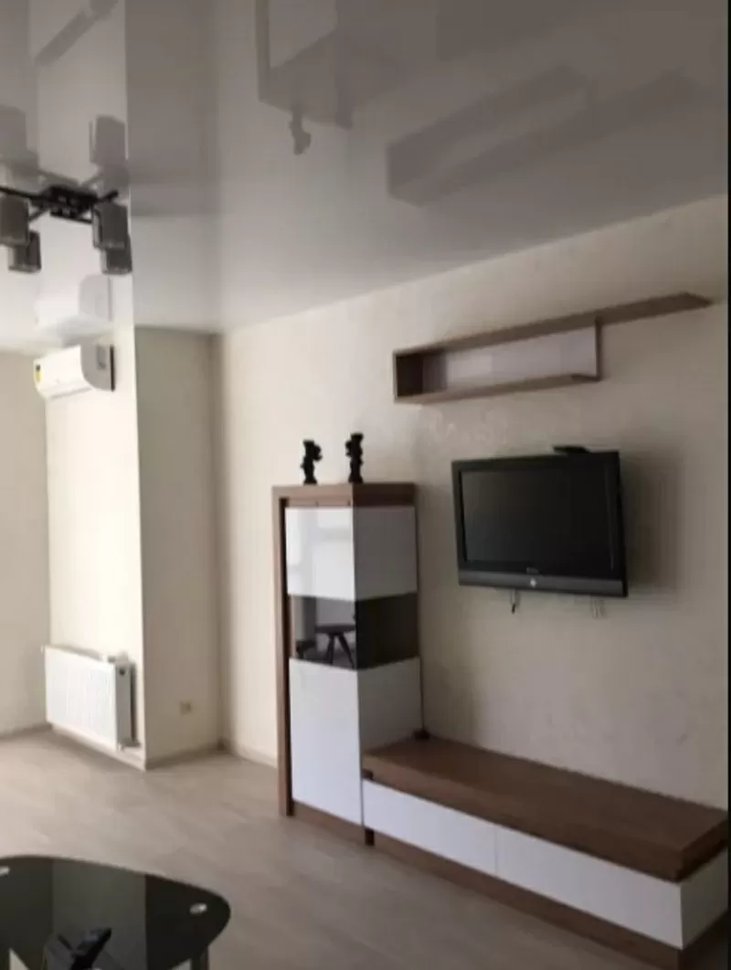 Сдается современная 2-х комнатная квартира в новострое ЖК Фаворит. 70  2